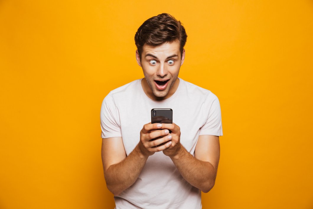 Sexy selfies prsa Puma sex příběhy